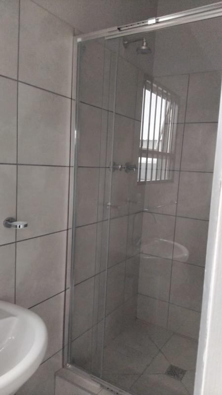 To Let 1 Bedroom Property for Rent in Mthatha Rural Eastern Cape